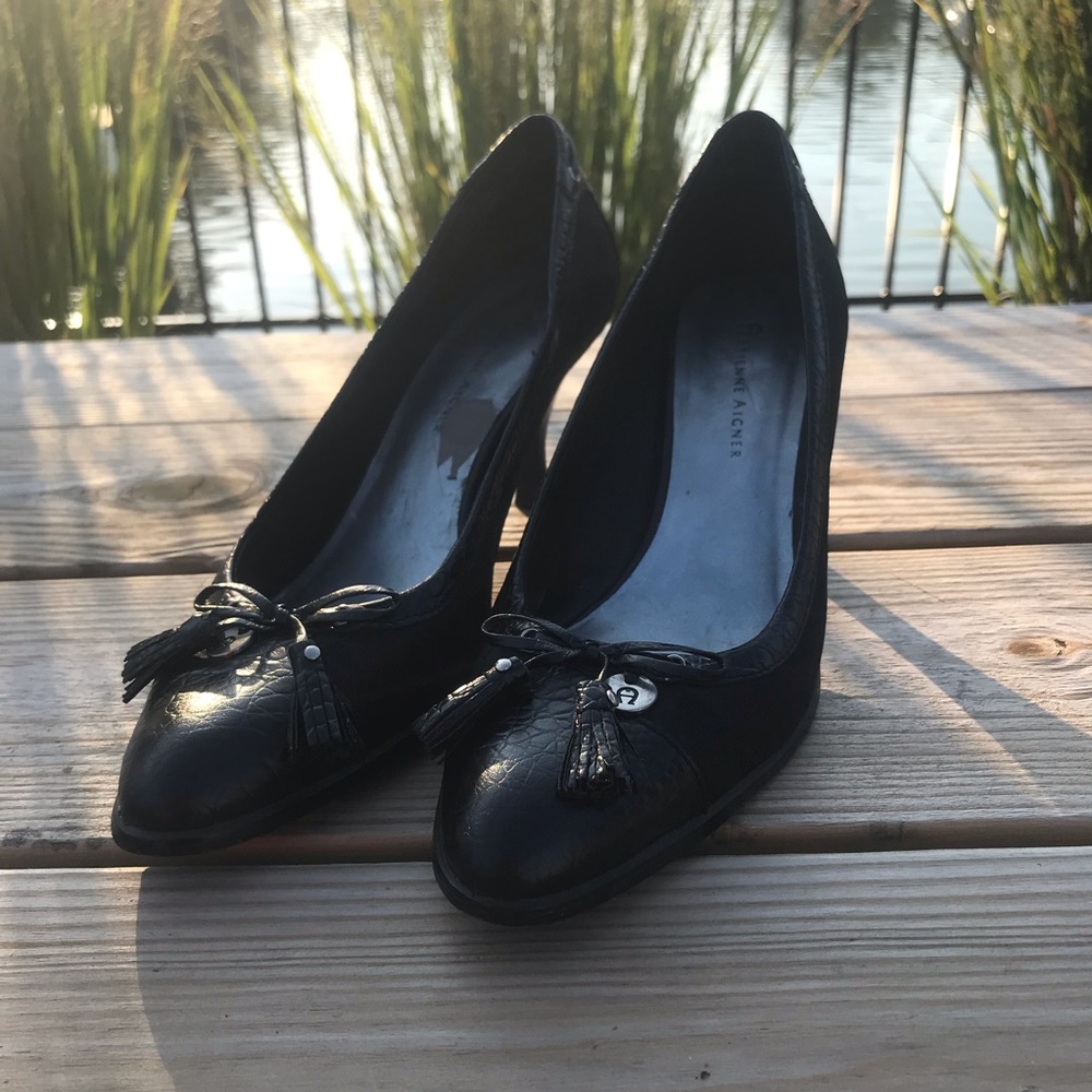 🎃 Etienne Aigner Black heels size 8